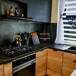 Apartman Z Widokiem Na Rzeke Dziwna - Valhalla *