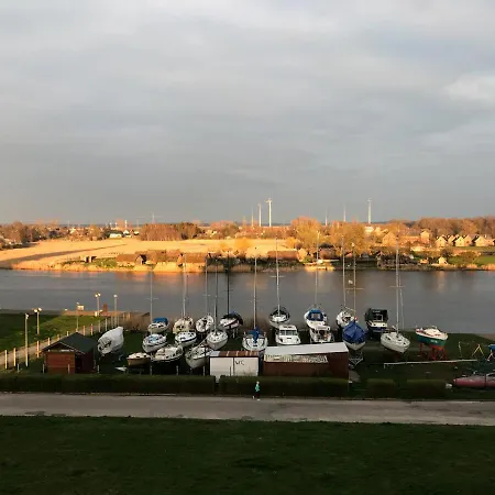 Z Widokiem Na Rzeke Dziwna - Valhalla ヴォリン