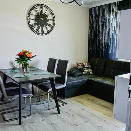 Apartmán Z Widokiem Na Rzeke Dziwna - Valhalla Wolin