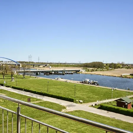 Z Widokiem Na Rzeke Dziwna - Valhalla Apartmán *