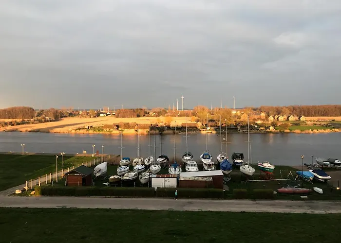 Z Widokiem Na Rzeke Dziwna - Valhalla ヴォリン